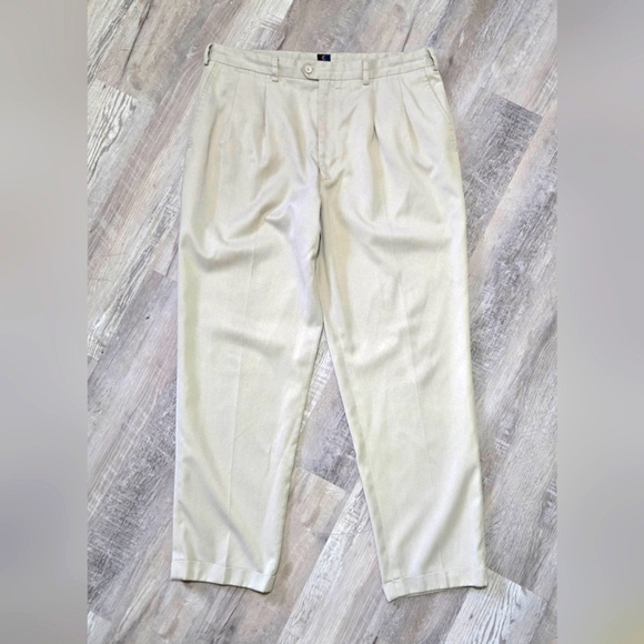 Vintage Callaway Golf Pants Slacks Men's Size 40Wx34L Pleated Loose Fitting - Picture 1 of 12
